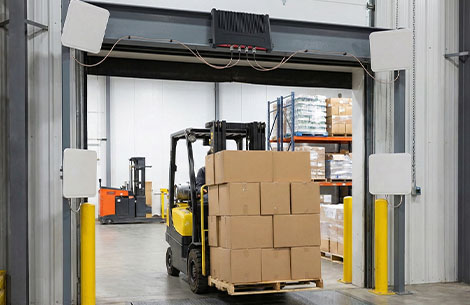 Industrial fixed RFID reader installed for automated inventory tracking